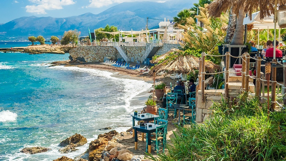 DINNING IN THE AREA AROUND